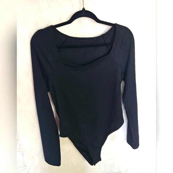 Shein Classic Black Longsleeve Bodysuit (NWOT) - Picture 2 of 6